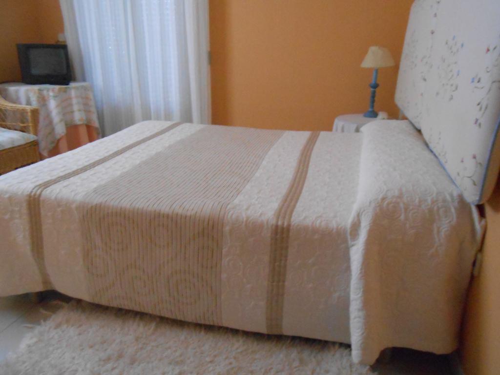 Hostal Burgos Torrecaballeros Εξωτερικό φωτογραφία